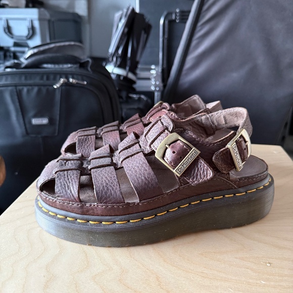 Dr martens Wrenlie grizzly fisherman sandals sz 7 womens - Picture 2 of 12